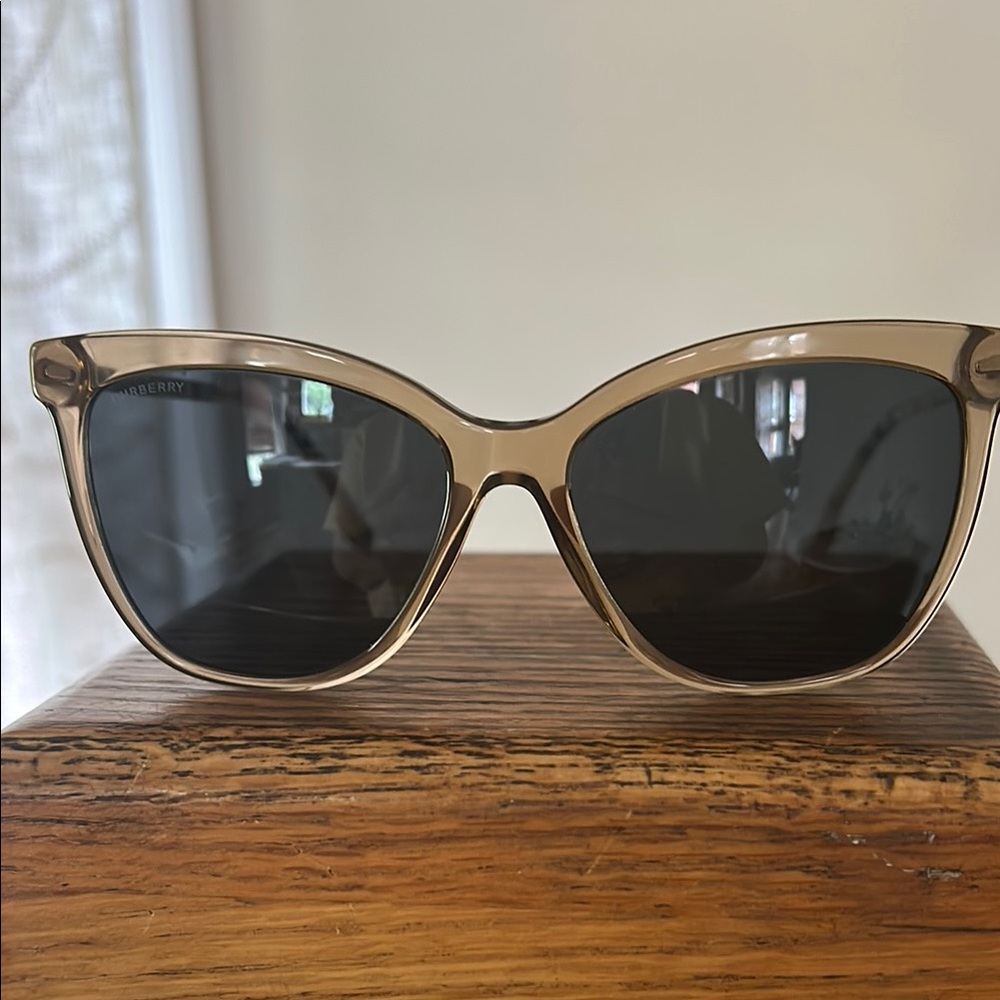Burberry Black and Tan Cat-Eye Sunglasses
Just over 5 1/2 inches